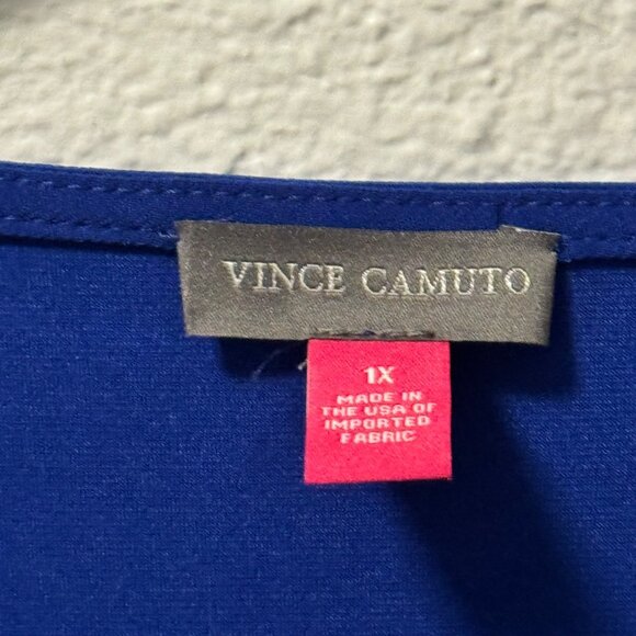 Vince Camuto V-Neck Blue Sleeveless Top Size 1X Polyester/Spandex Blend. NWT - Picture 2 of 12